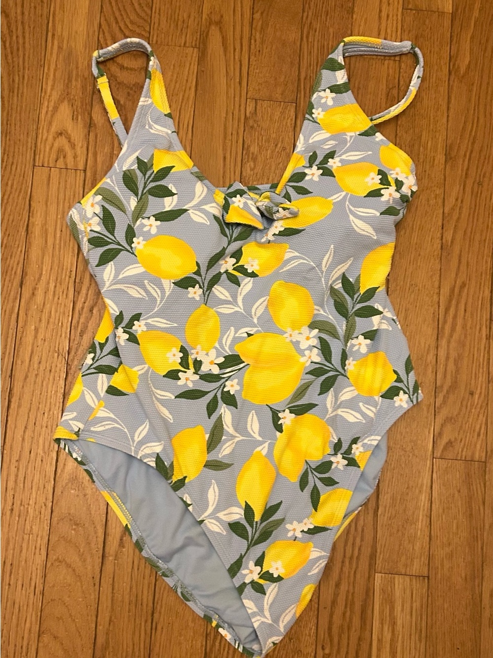 Women’s Time and True Lemon Print Swimsuit Size XL